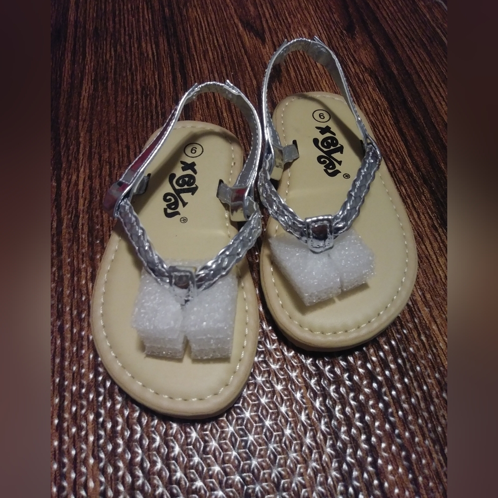 Stylish Silver Kids Sandals